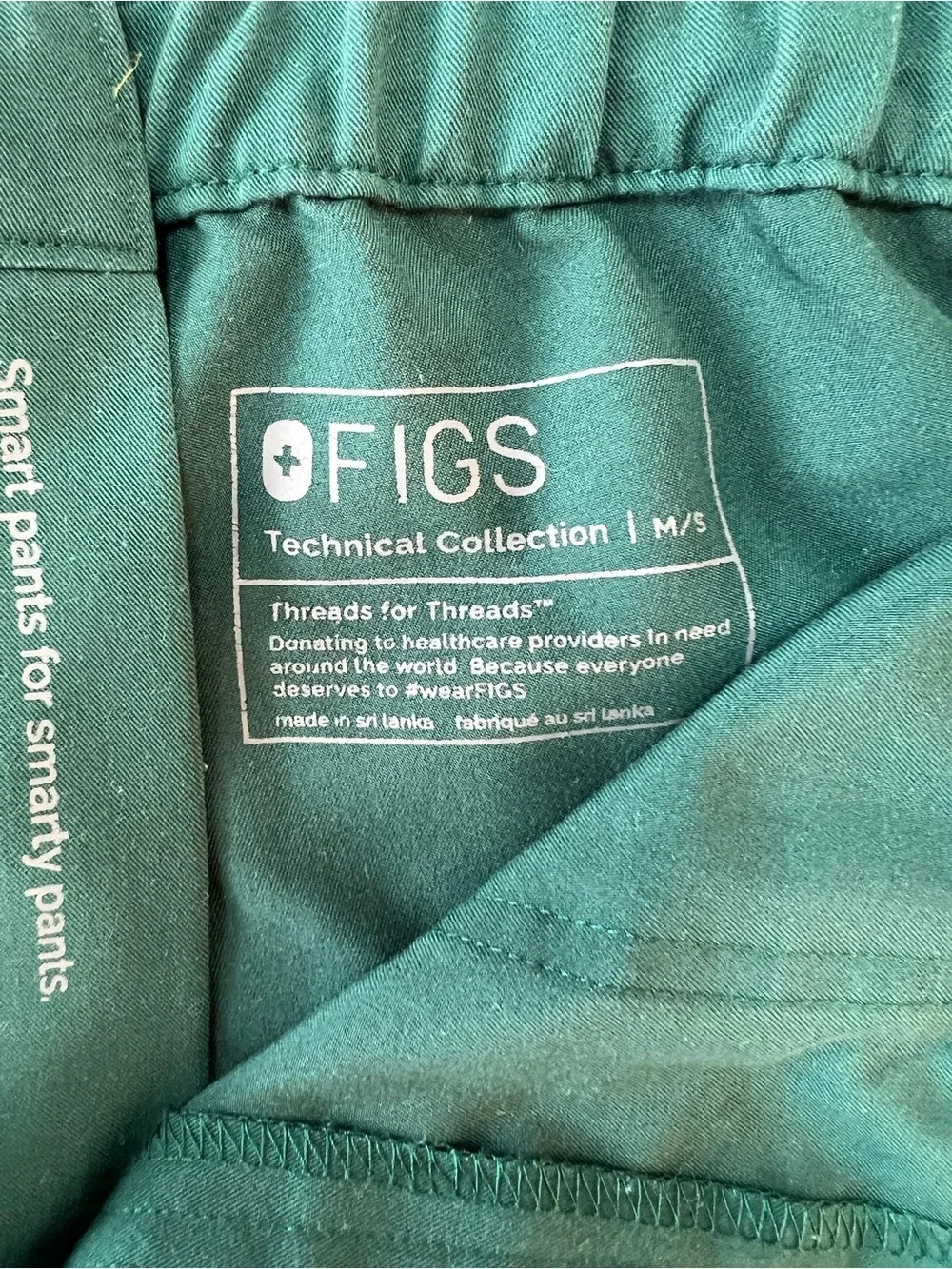 FIGS Men’s Cairo Cargo Straight Leg Scrub Pant in Forest Green (PO# 3872), M/S